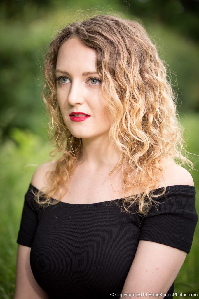 simple portrait of a woman in the park